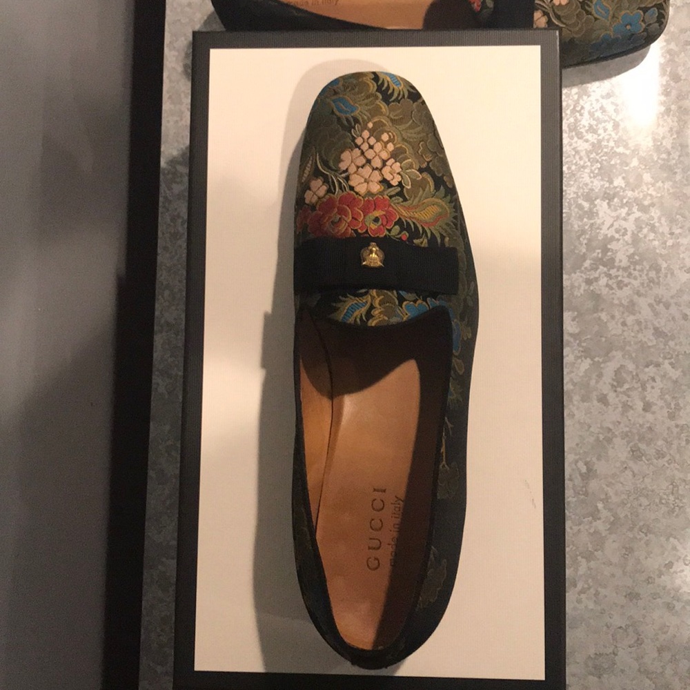 Gucci Floral Jacquard Loafer - Picture 7 of 8